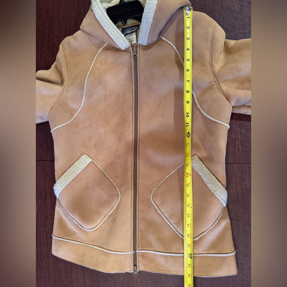 Patagonia Tan Shearling Suedey Hooded Winter Jacket Perfect Condition Warm SOFT! - Picture 5 of 7
